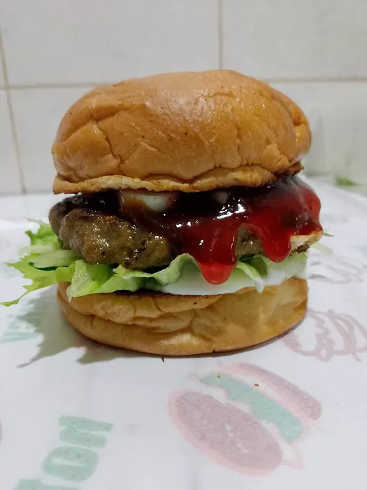 gmoks burger Picture 1