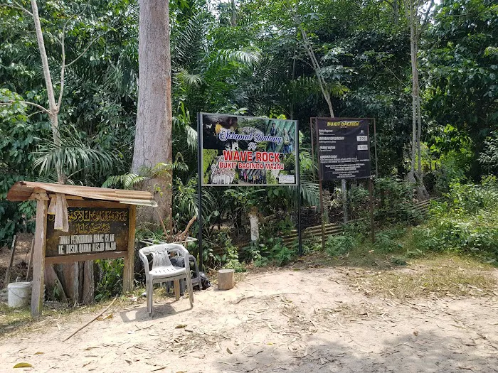 Bukit Baginda Trailhead Picture 6