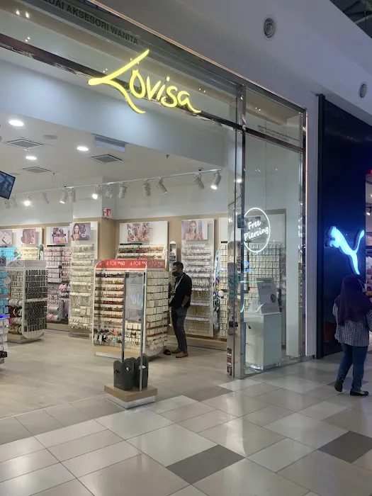 Lovisa Picture 2