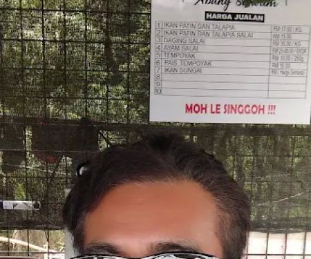 Kedai ikan Abang sakirim