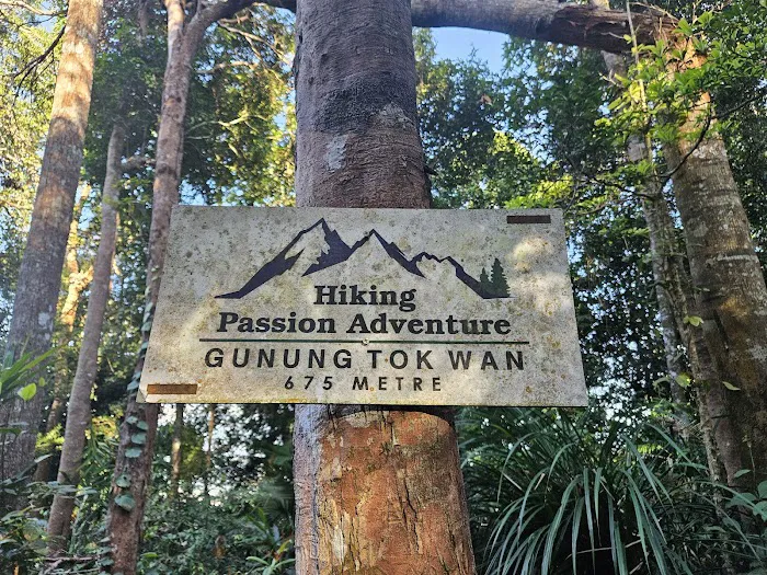 Gunung Tok Wan Peak Picture 1