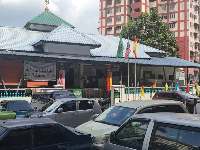 Surau Al-Azhar Desa Mentari Picture 4