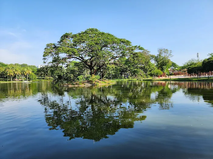 Permaisuri Lake Garden Picture 2