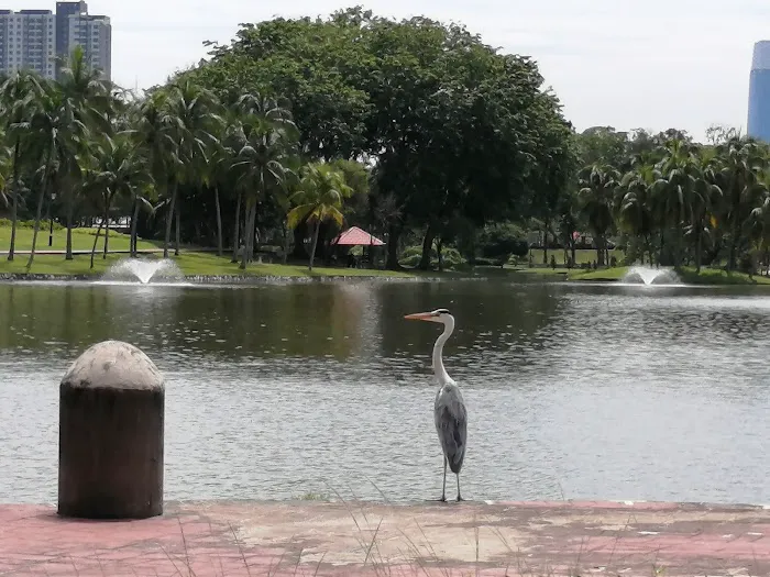 Permaisuri Lake Garden Picture 9