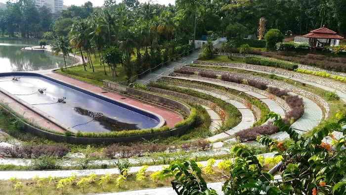 Permaisuri Lake Garden Picture 4