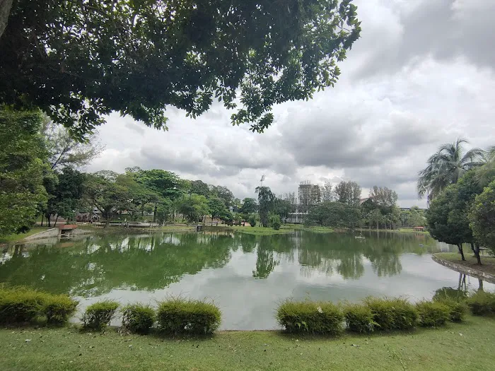 Permaisuri Lake Garden Picture 6