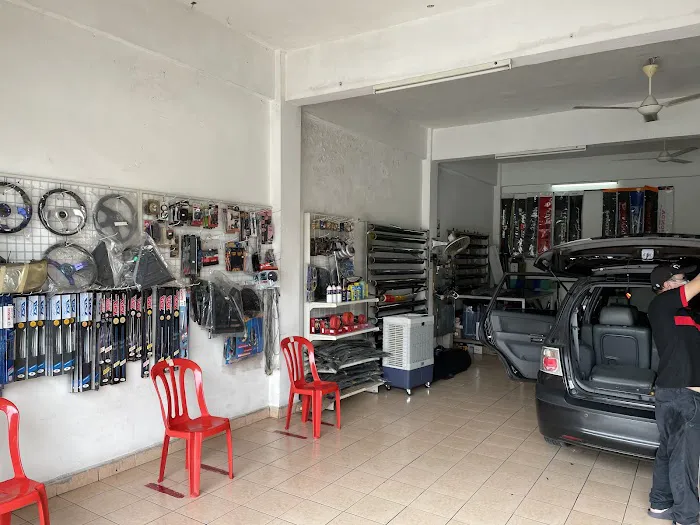 YLL AUTO CAR ACCESSORIES Picture 2