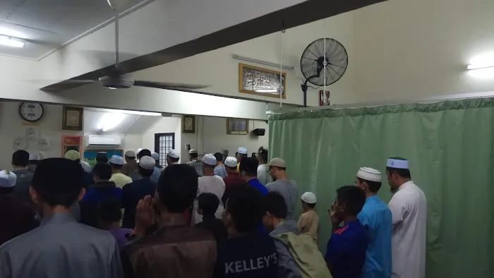Surau Al-Musthofa (Sri Hijauan Apartment) Picture 3
