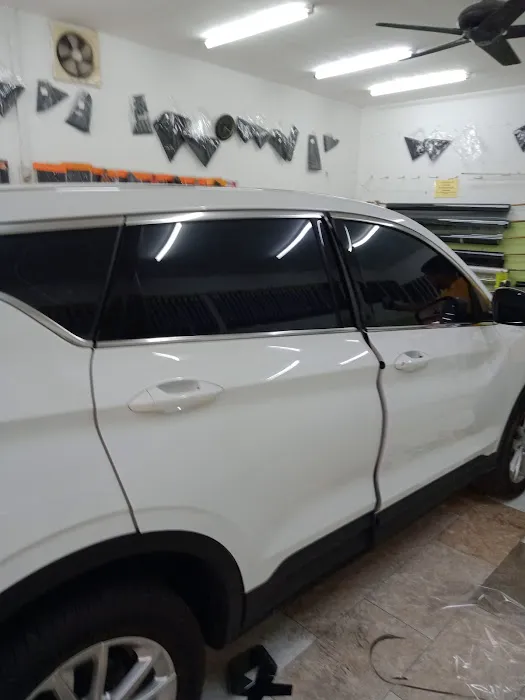 Rosly Tinted Shop Picture 6