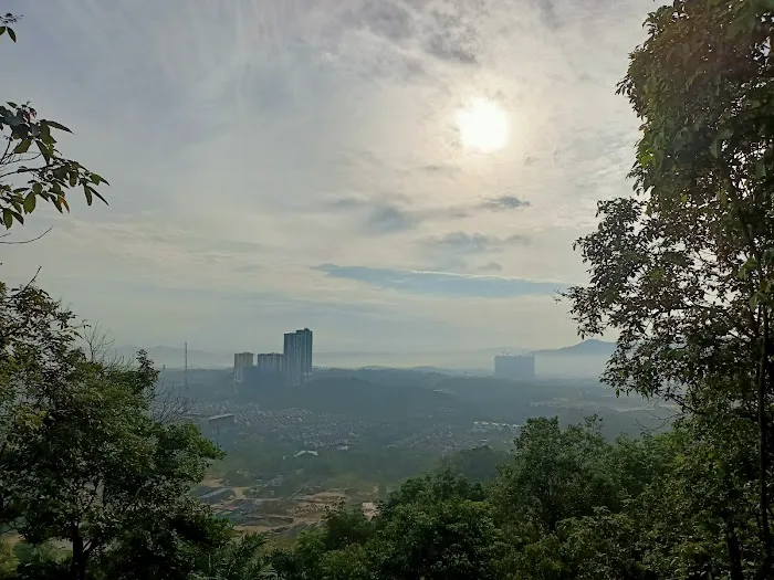 Melati Hill Trailhead Picture 3