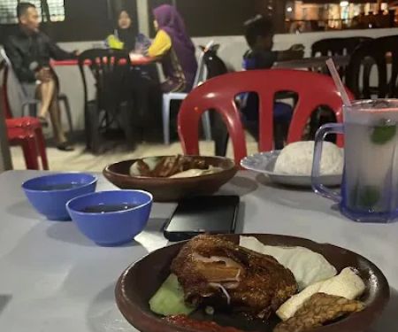 Wak dol bakso & ayam penyet