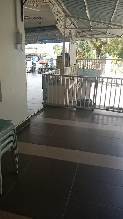 Surau Al - Mutmainnah (Solat Jumaat) Picture 8