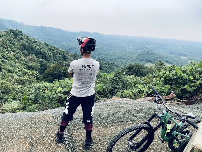 Bukit Tower @ Bukit AjiZam MTB Trail Picture 2