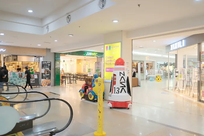 Centro Mall Picture 1