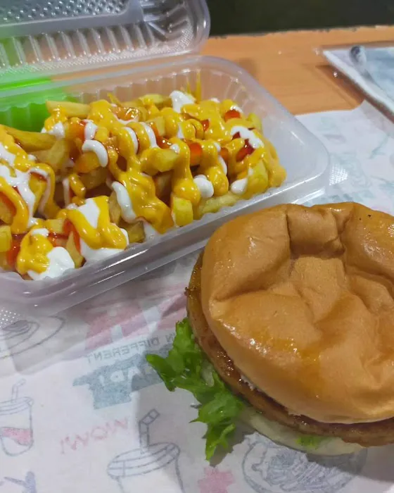 R'MY Burger Picture 2