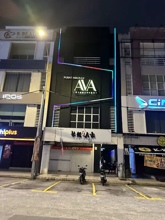 Ava Signature sri petaling Picture 4