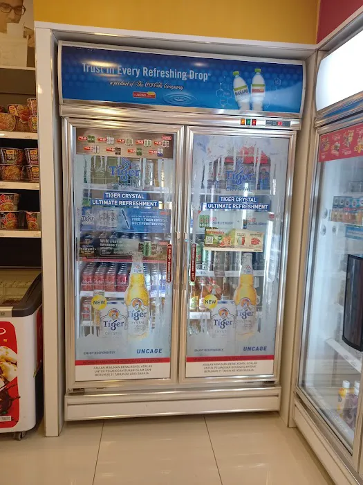 myNEWS @ Block A Plaza Damas (Ground Floor) Picture 6