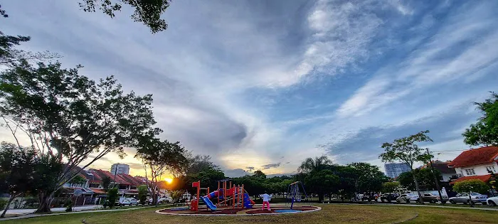 BU 10 Community Park Picture 2