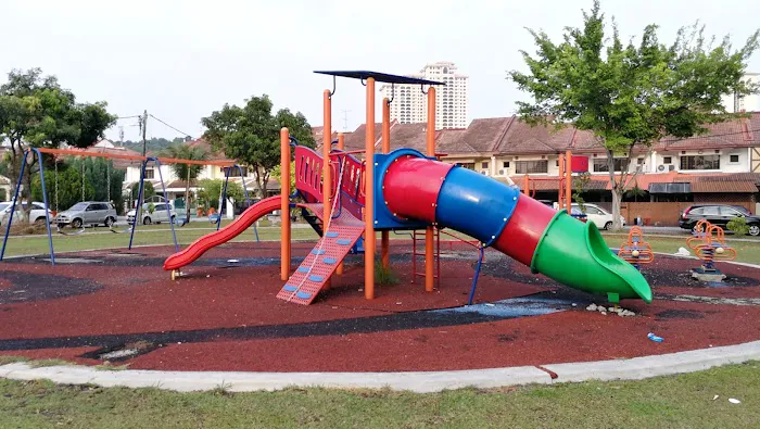 BU 10 Community Park Picture 6