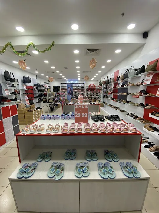 Bata Lotus Semenyih Picture 3