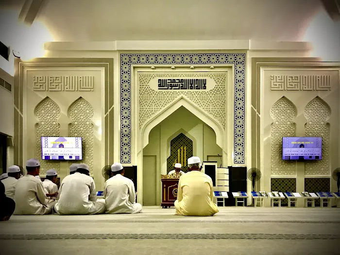 Masjid Al-Istiqamah Kayangan Heights Picture 4
