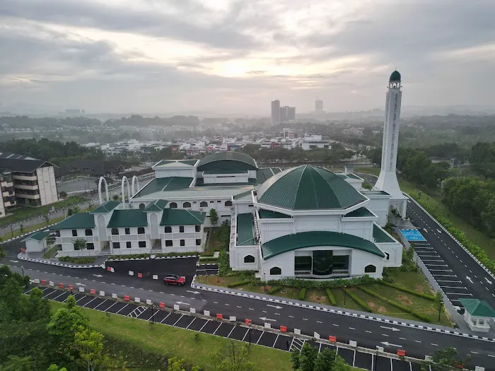 Masjid Raja Bendahara Tengku Badar Shah (Masjid Denai Alam) Picture 8