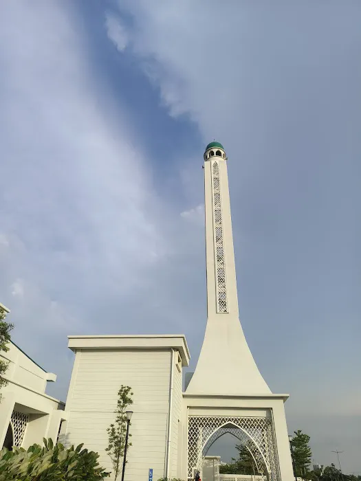 Masjid Raja Bendahara Tengku Badar Shah (Masjid Denai Alam) Picture 4