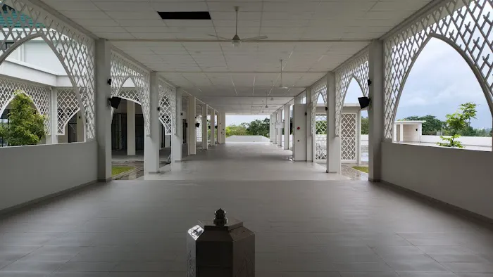 Masjid Raja Bendahara Tengku Badar Shah (Masjid Denai Alam) Picture 6