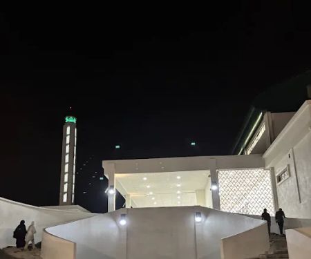 Masjid Raja Bendahara Tengku Badar Shah (Masjid Denai Alam)