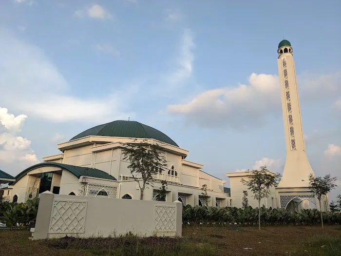 Masjid Raja Bendahara Tengku Badar Shah (Masjid Denai Alam) Picture 10