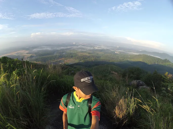 Broga Hill 1st Hilltop Picture 3
