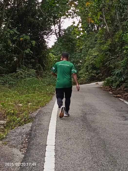Bukit Pelindung (Puncak Kiri) Picture 3