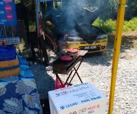 Tongmo bakar jengka