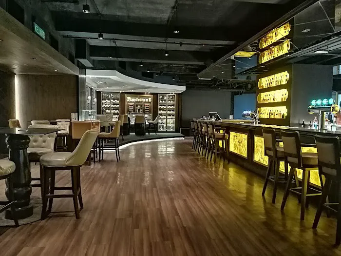 The Merchant Bar Picture 2