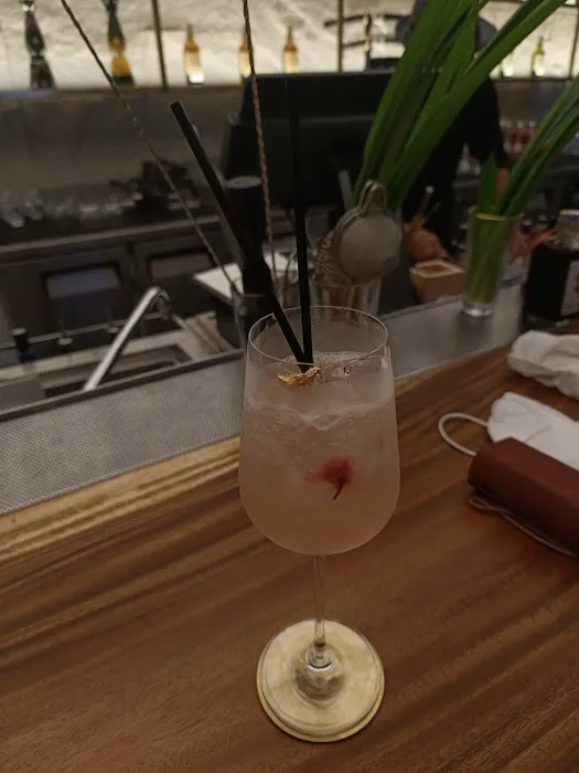 AMATERAS Skylounge Picture 3