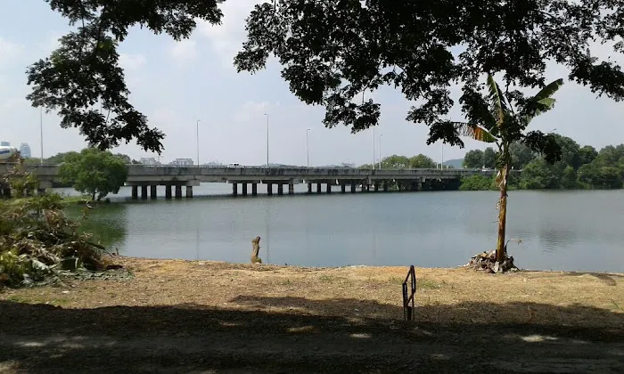 Pusat Penjaja Taman Dengkil Jaya Picture 7