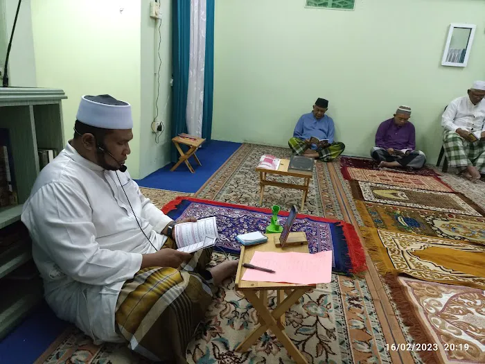 Surau Desa Dahlia Picture 3