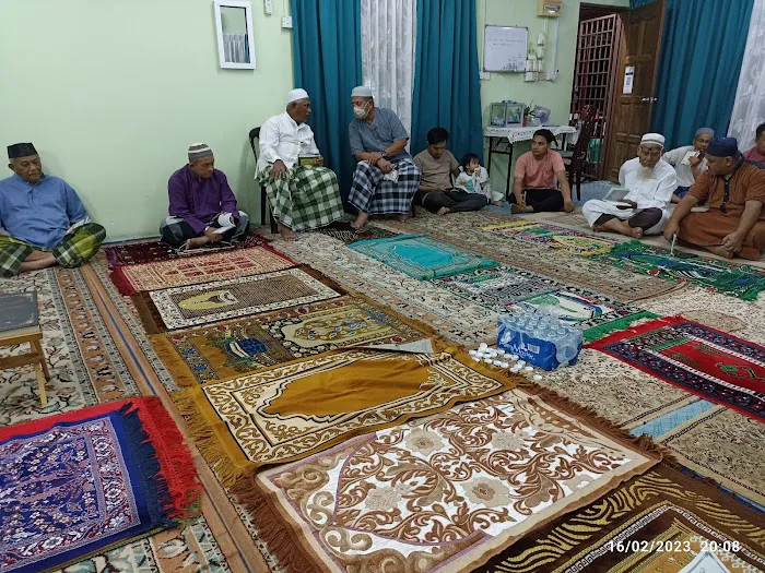 Surau Desa Dahlia Picture 4