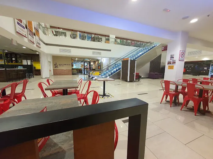 Gurney Mall Picture 8