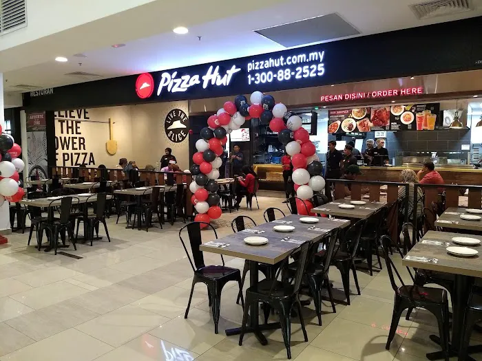Gurney Mall Picture 10