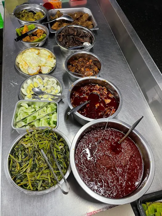Nasi Lemak Klasik (Kangkung) Picture 3