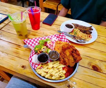 UFO KUANTAN WESTERN AND GRILL