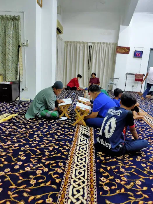 Surau Pangsapuri Delima Picture 6