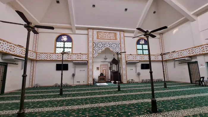 Surau Bukit Jelutong Picture 3