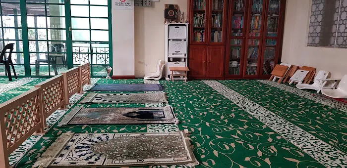 Surau Bukit Jelutong Picture 9