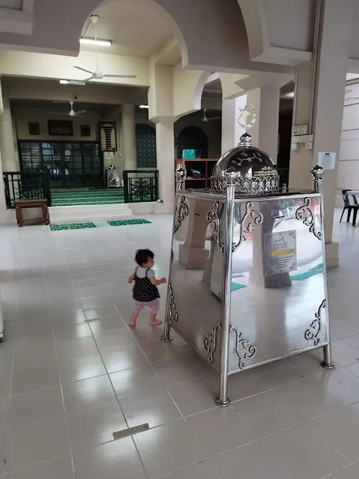 Surau Bukit Jelutong Picture 8
