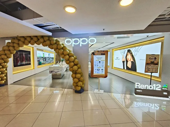 MY OPPO SPACE EAST COAST MALL Picture 10