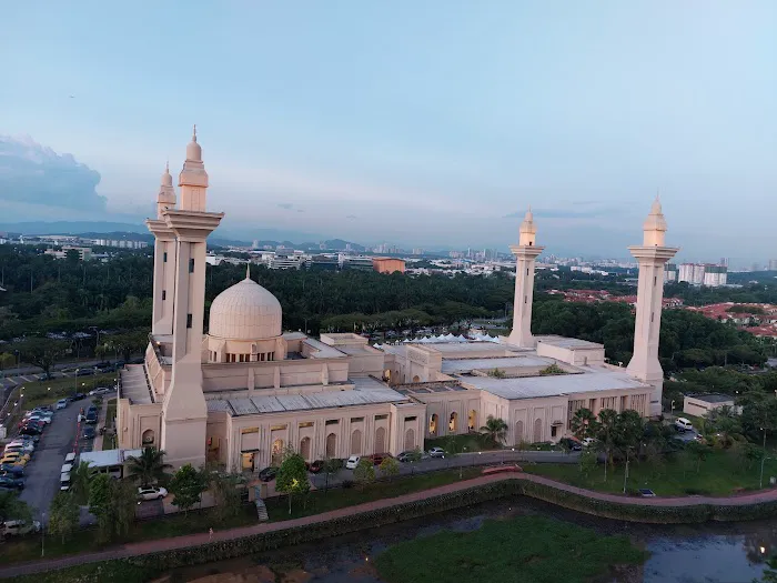 Masjid Diraja Tengku Ampuan Jemaah Picture 1