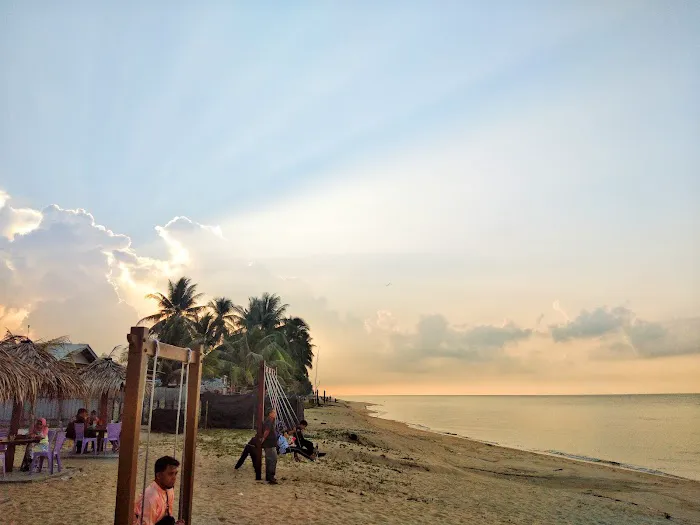 Pantai Penarik Picture 8