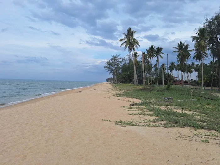 Penarik Beach Picture 6